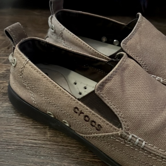 Crocs Canvas Loafers men’s size 9 - Picture 1 of 10